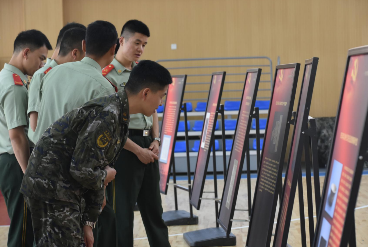 1758768220368988.png 1758768220368988.png